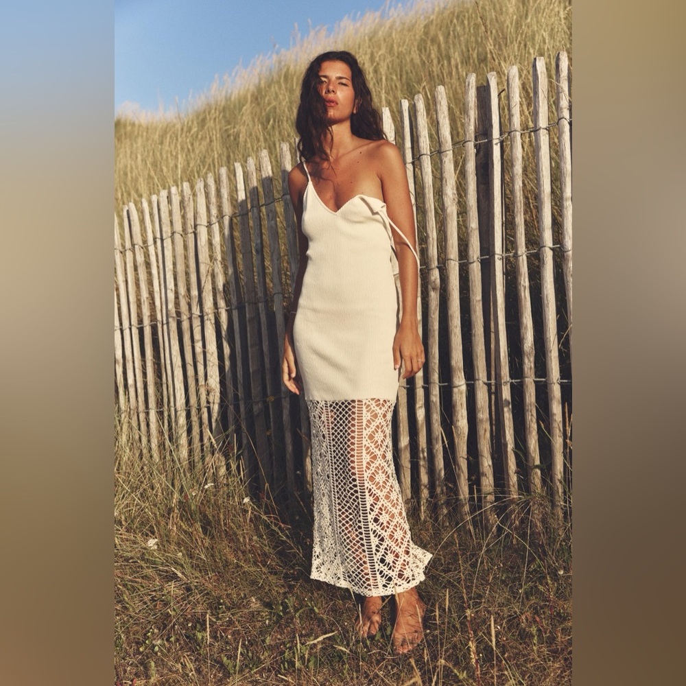 Zara Crochet Ribbed Midi Dress in Colour Sand Size Small